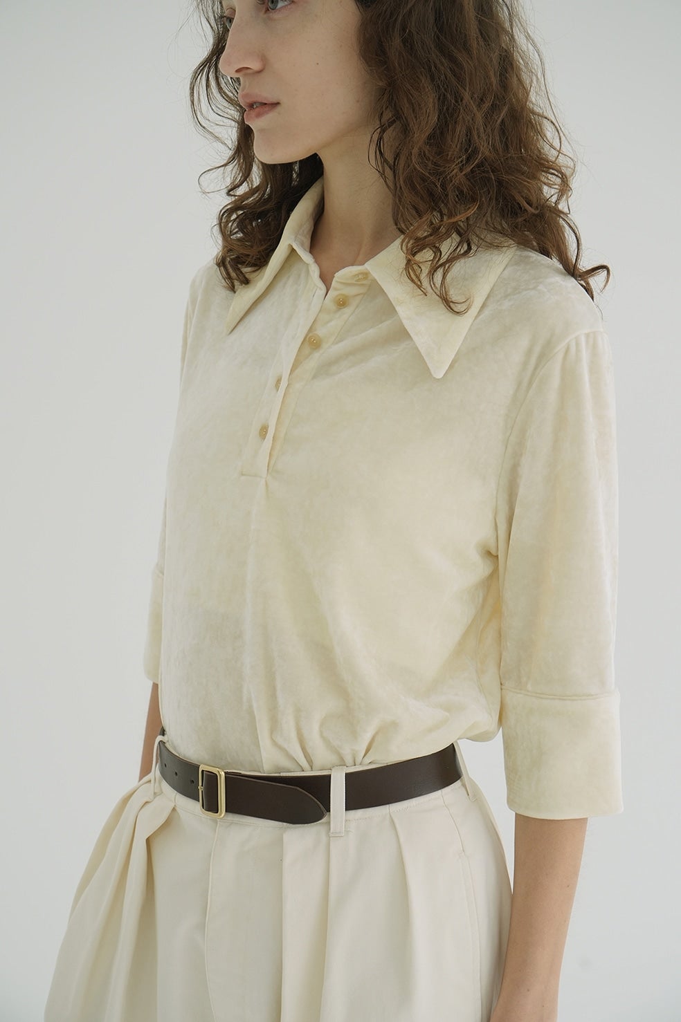 CRUSHED VELOUR POLO TOPS