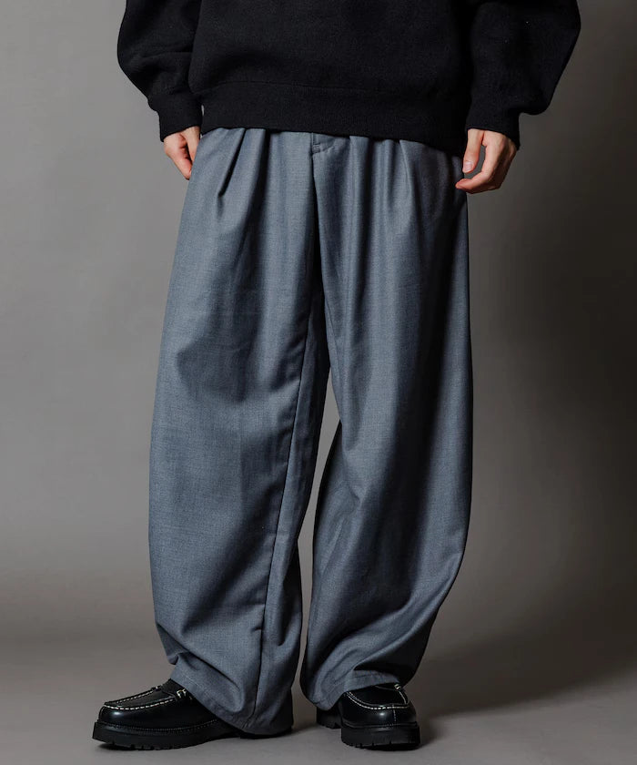 Wide Silhouette Barrel Leg Slacks Pants