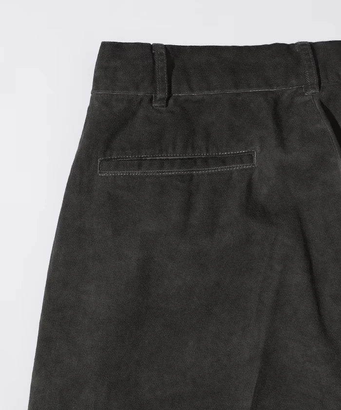 Fade processing cotton tuck wide pants