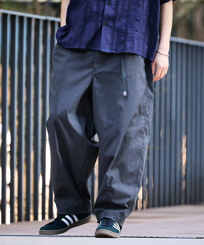 Easy Care Fabric Wide Silhouette Climbing Pants / Quick-Drying / UV Cut 【Limited Edition】