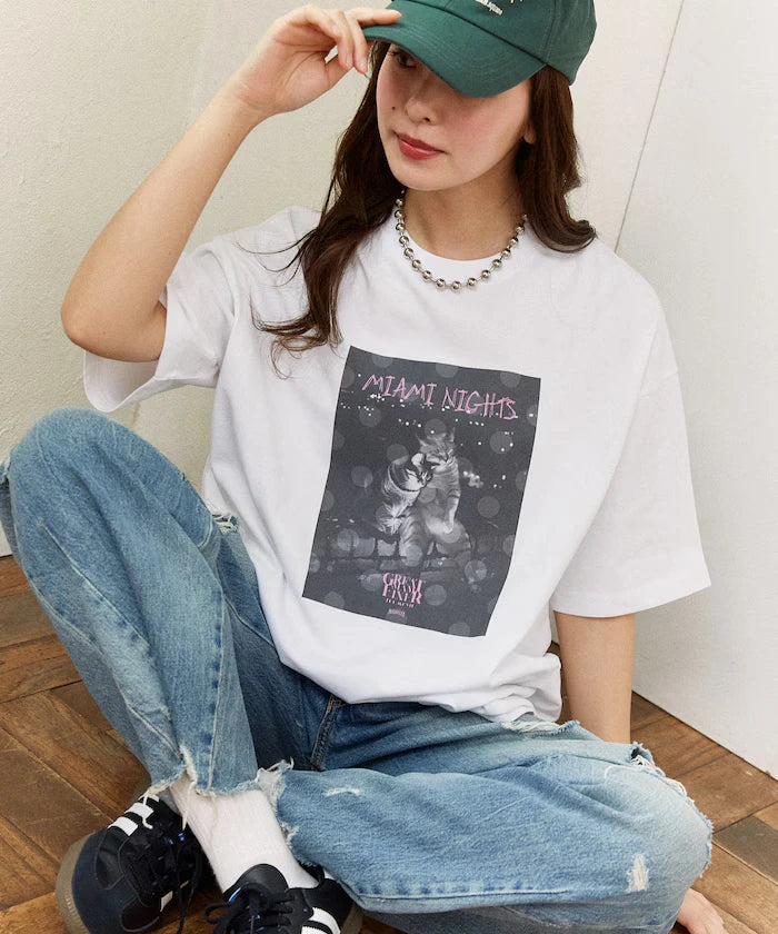<Functional Material> MIAMI NIGHTS Cat Photo T-shirt Limited Edition
