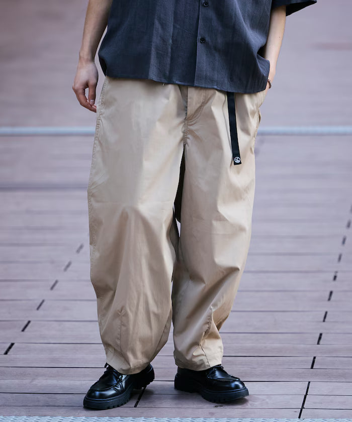 Easy Care Fabric Wide Silhouette Climbing Pants / Quick-Drying / UV Cut 【Limited Edition】