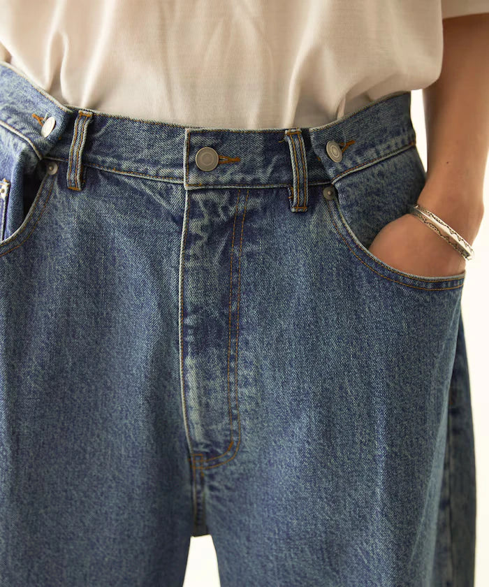 Design Tuck Japan Denim / Wide Silhouette