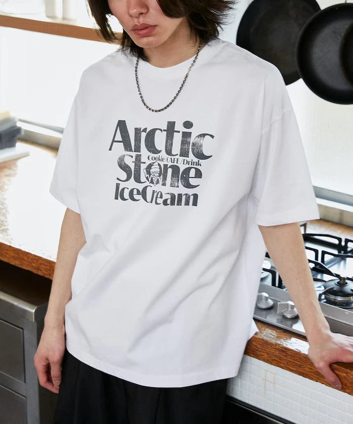 Love Pop Studio Ice Cream Shop Logo T-Shirt Limited Edition