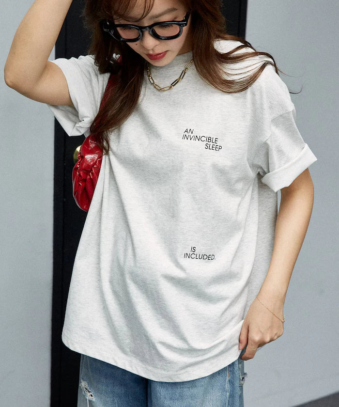 VINCIBLE SLEEP Cat Print T-Shirt Limited Edition