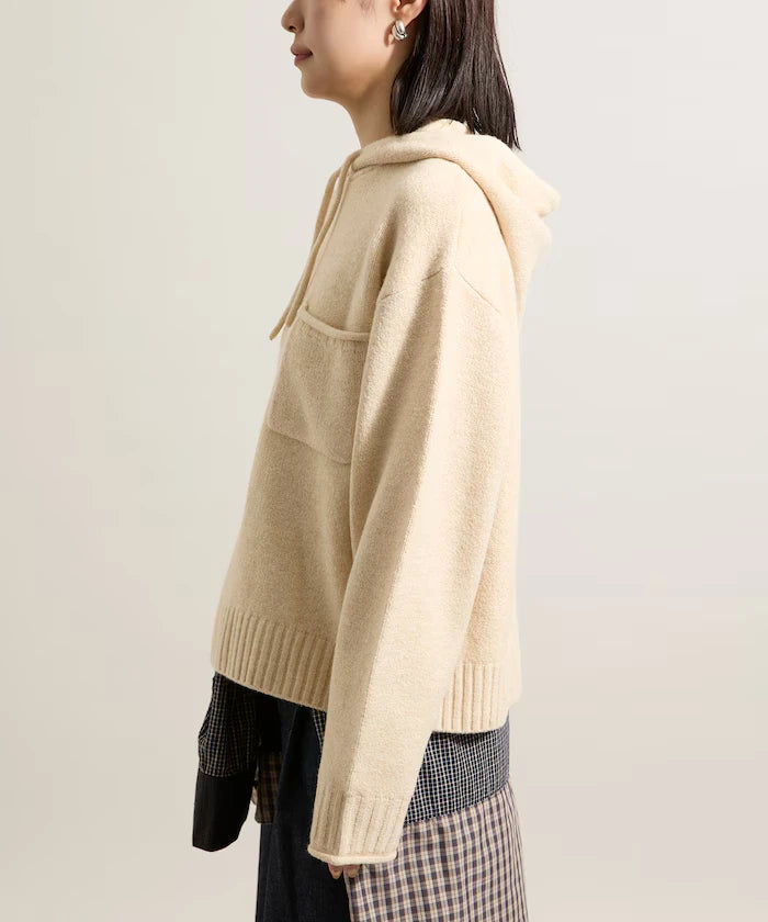 Knit hoodie with pockets