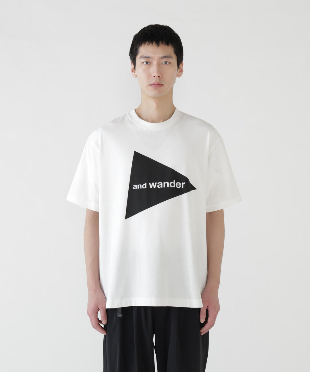 and wander big logo SS T