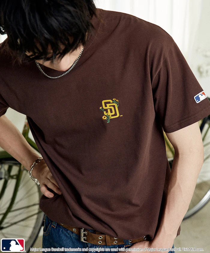 MLB One-Point Flower Embroidery T-Shirt
