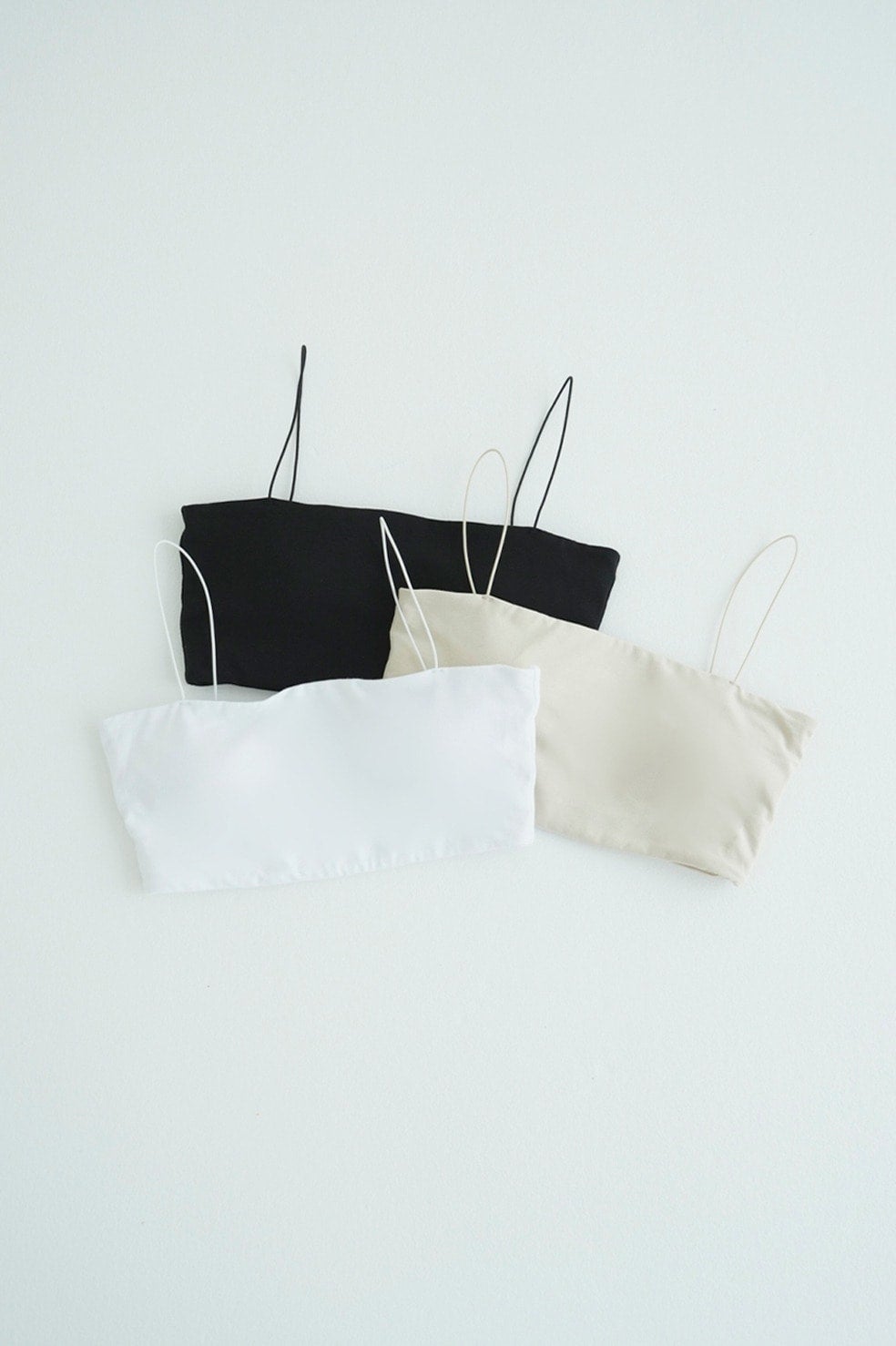 THIN CORD BANDEAU BRA TOPS