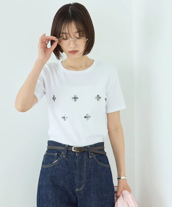 Shell Button Flower Motif Cotton Modal T-Shirt