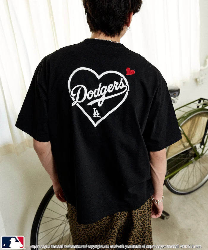 MLB Back Print Heart T-Shirt