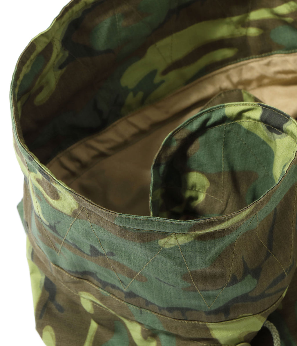 Type M-65 HOOD CAMOUFLAGE “WATER REPELLENT CIVILIAN MODEL.”