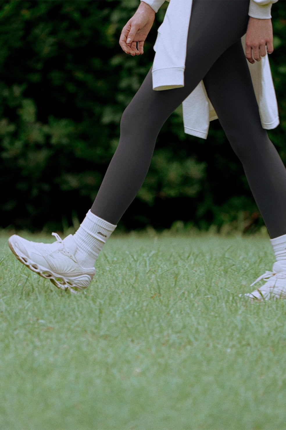 CLANE&times;MIZUNO WAVE PROPHECY