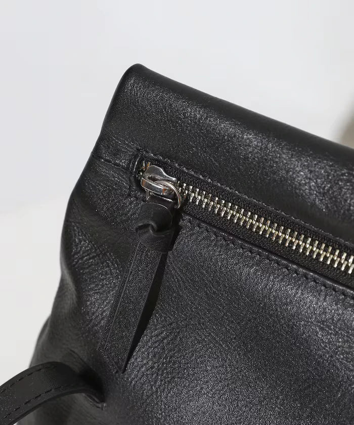 Leather Flap Shoulder Bag / Cowhide / Water-Repellent Leather