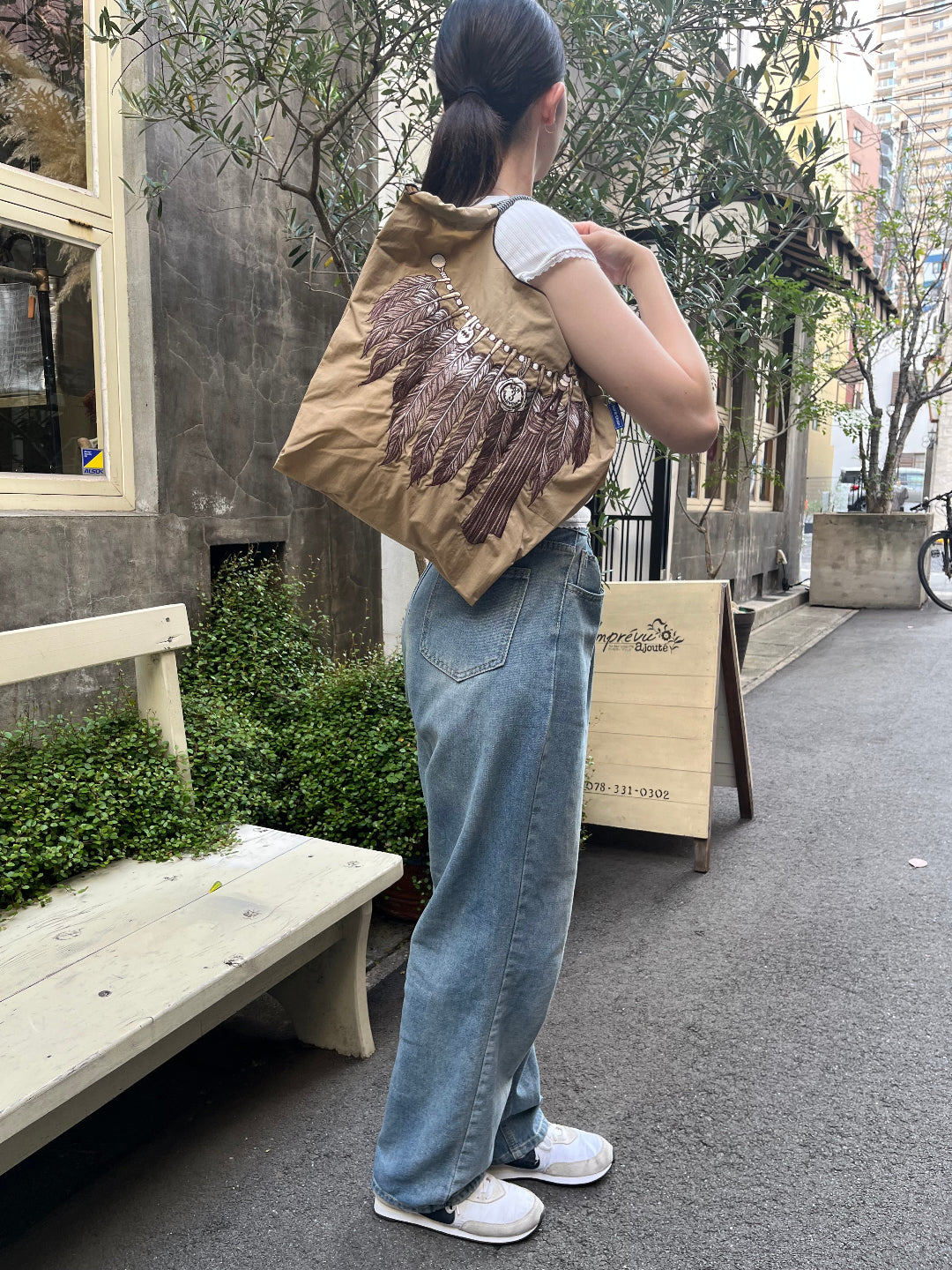 San Feather(m#108tan-333011)