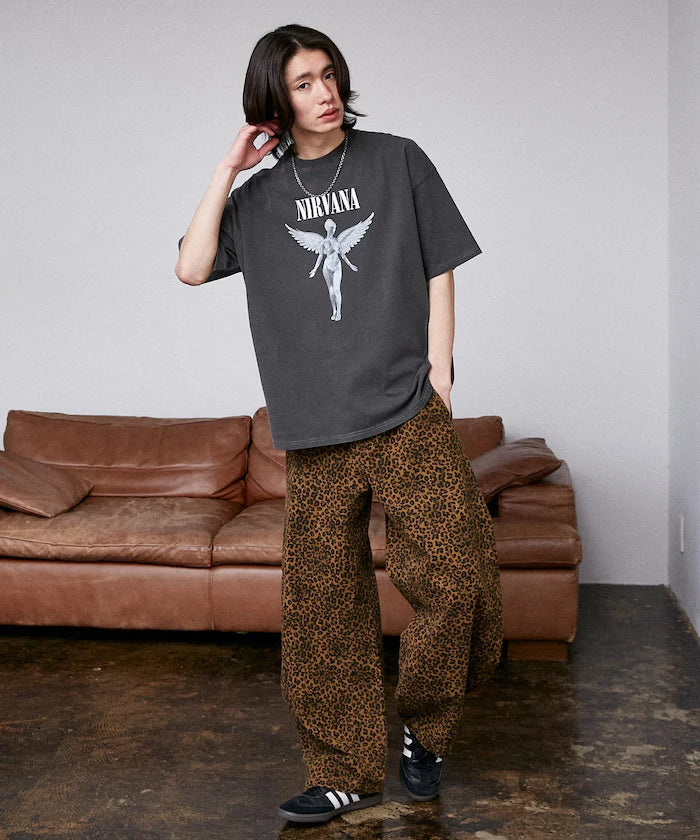 NIRVANA IN UTERO Band T-shirt Limited Edition