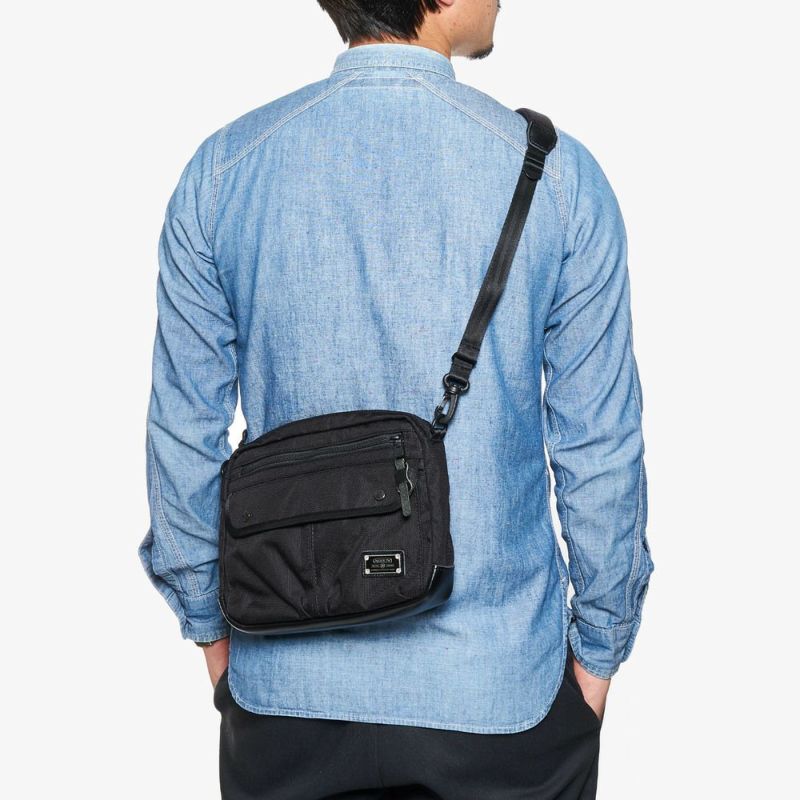 EXCLUSIVE BALLISTIC NYLON MINI SHOULDER 02EXCLUSIVE BALLISTIC NYLON MINI SHOULDER