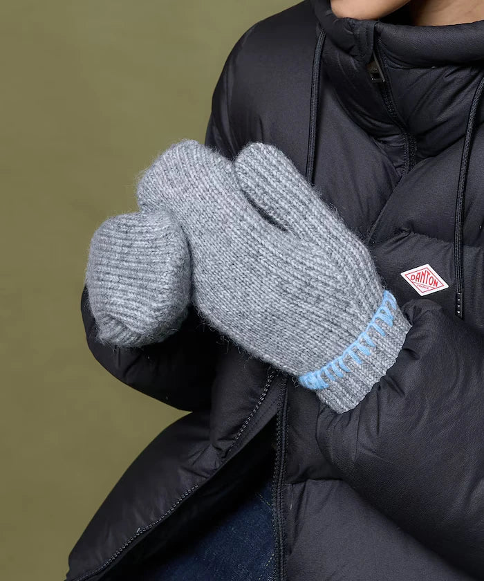 Colorful Blanket Stitch Mittens
