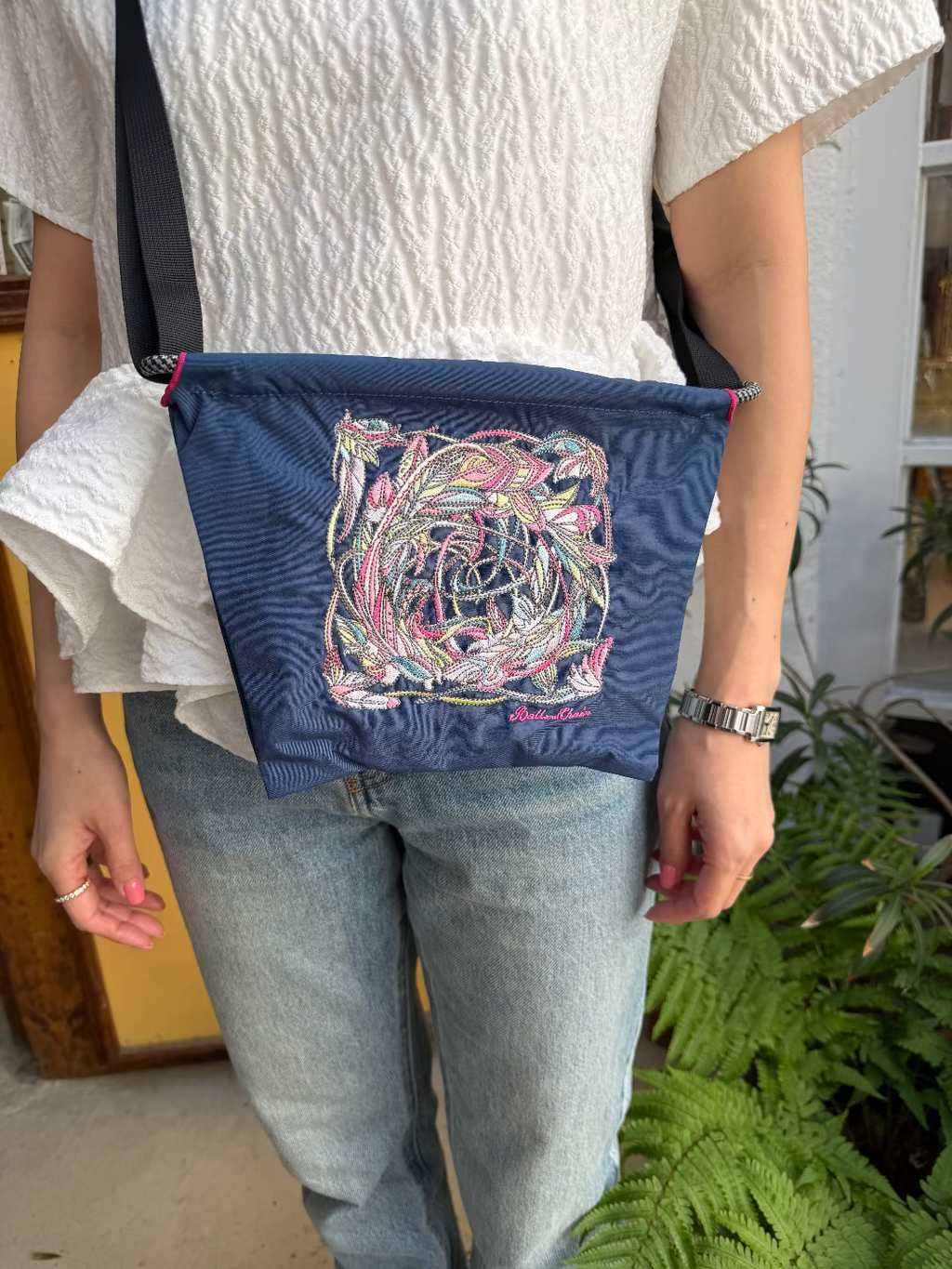 Feather (Handle) P#32 NAVY-301425