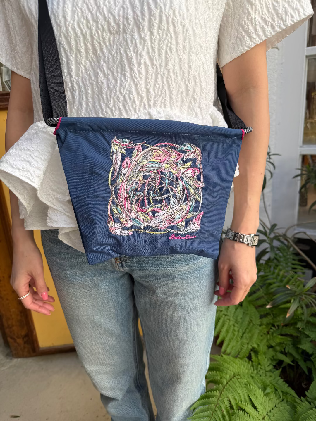 Feather (Handle) P#32 NAVY-301425