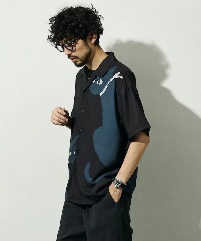 Open Collar Big Pattern Short Sleeve Shirt / Big Silhouette