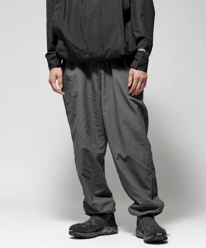Wide Straight Nylon Track Pants / Tapered Silhouette Easy Nylon Pants
