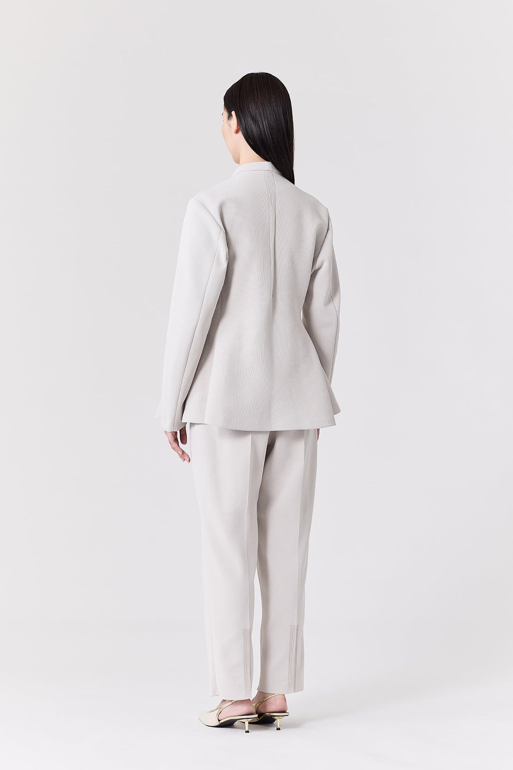 SOFT MILAN TUCK TAPERED PANTS