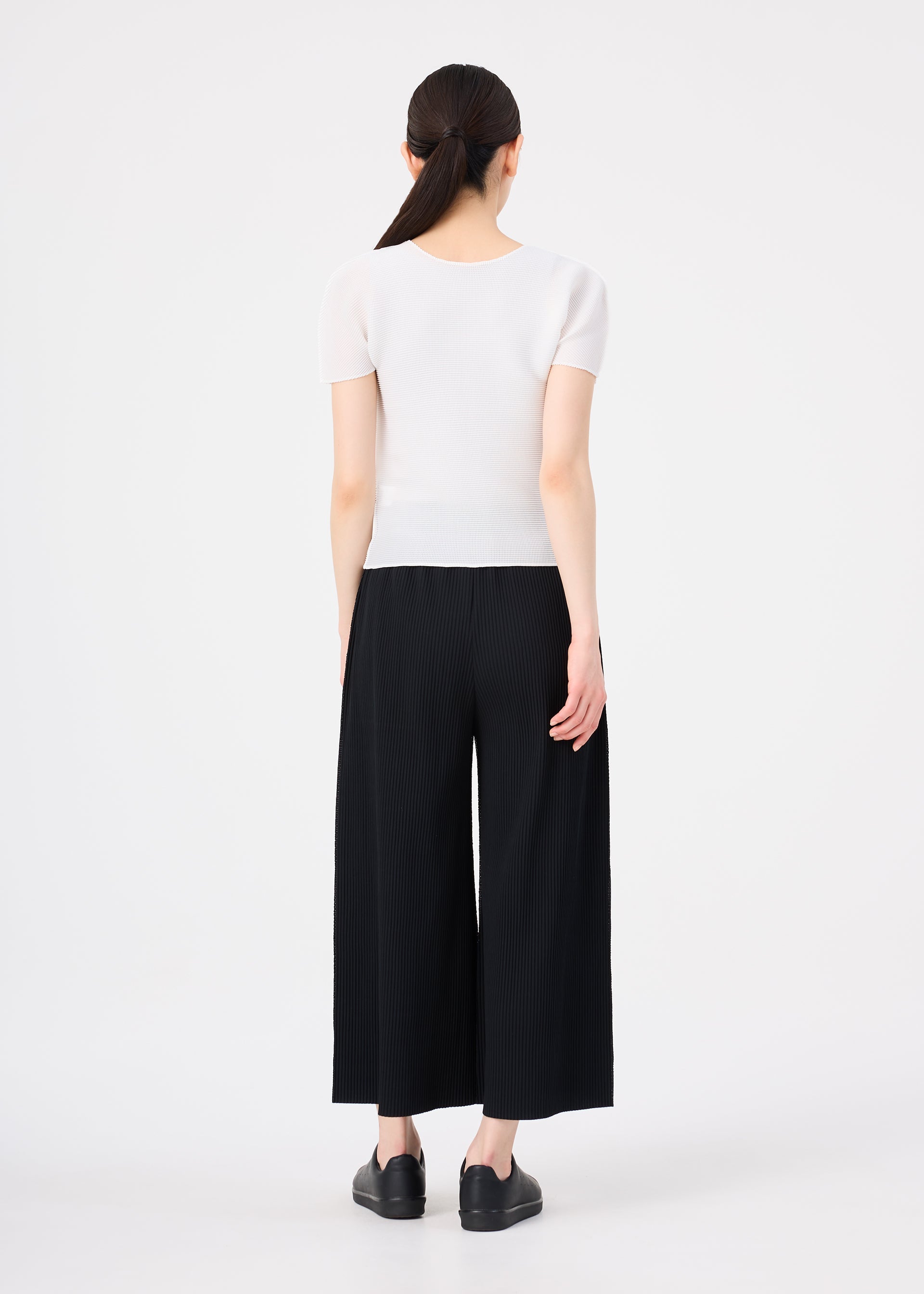 Fine Knit Pleats