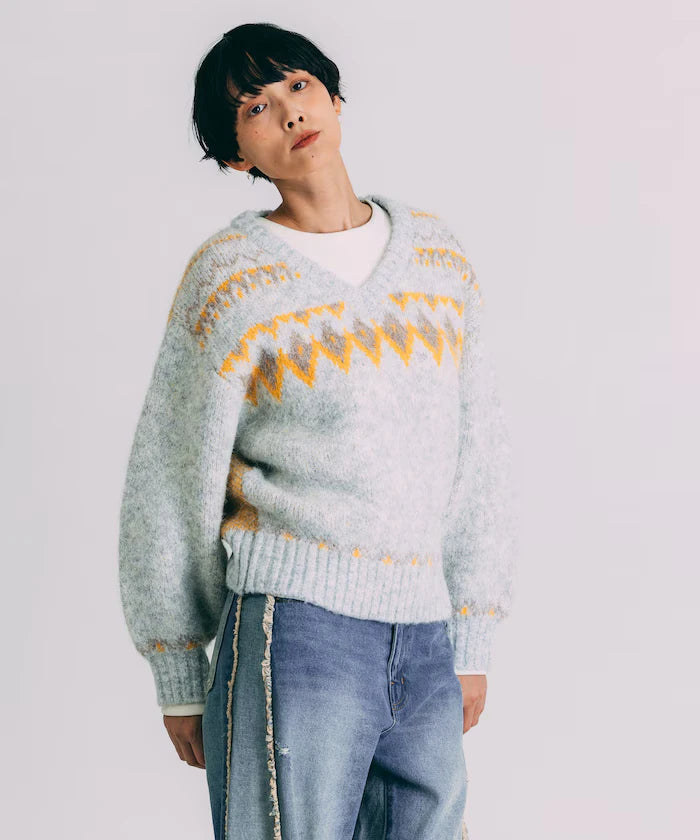 V-neck color block Nordic pattern knit
