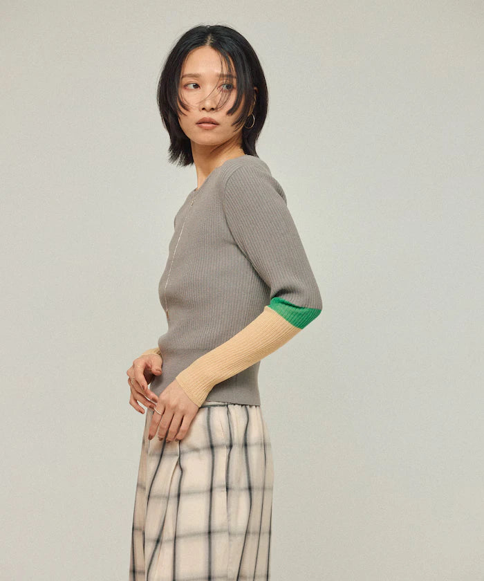 Functional material silk blend color block knit pullover / anti-pill / machine washable