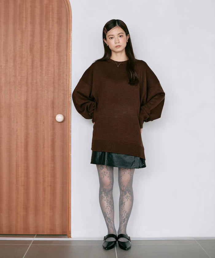Sweat-like Lettered Knit / Jacquard Knit