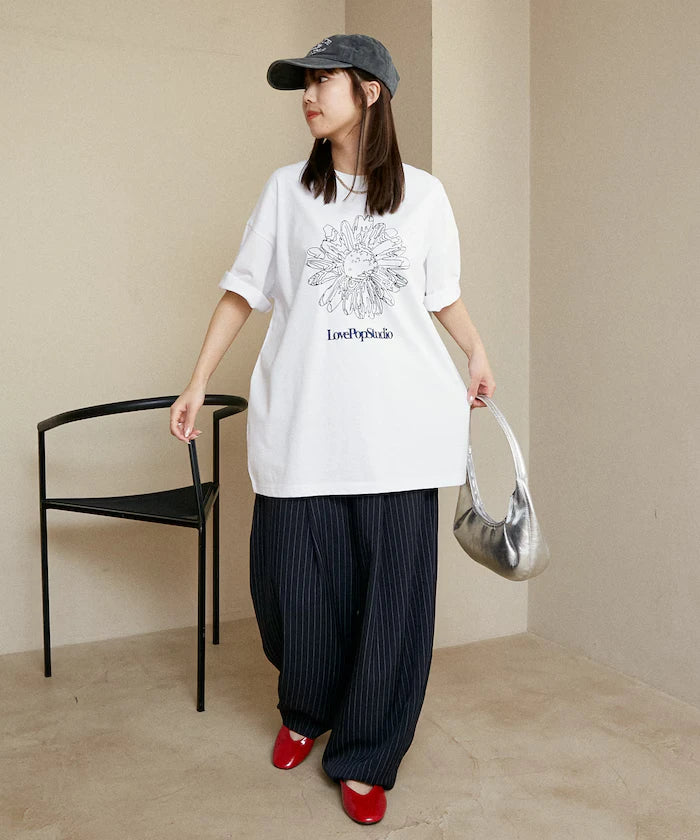 Love Pop Studio Flower Embroidery T-Shirt