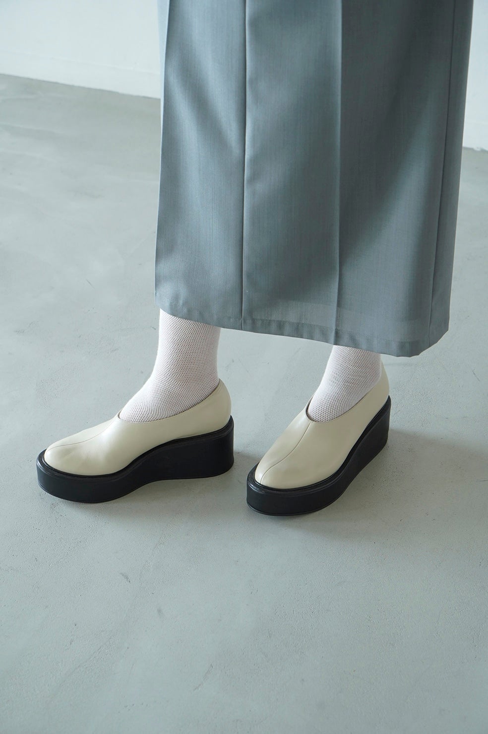 VOLUME SOLE SHOES