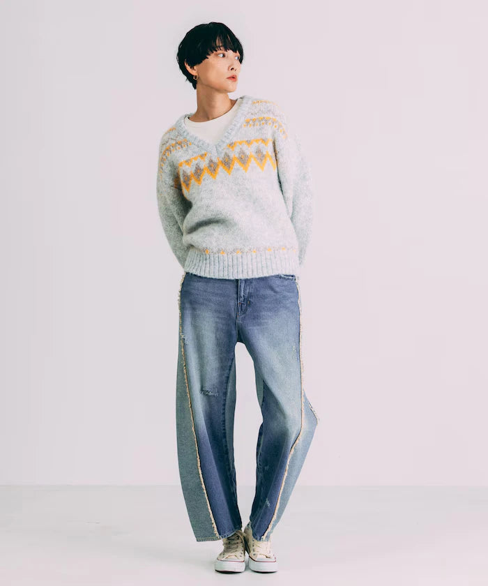 V-neck color block Nordic pattern knit