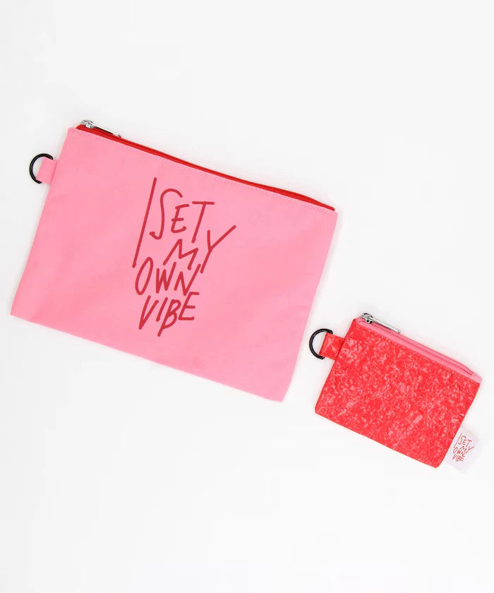 Message Logo Pouch Set