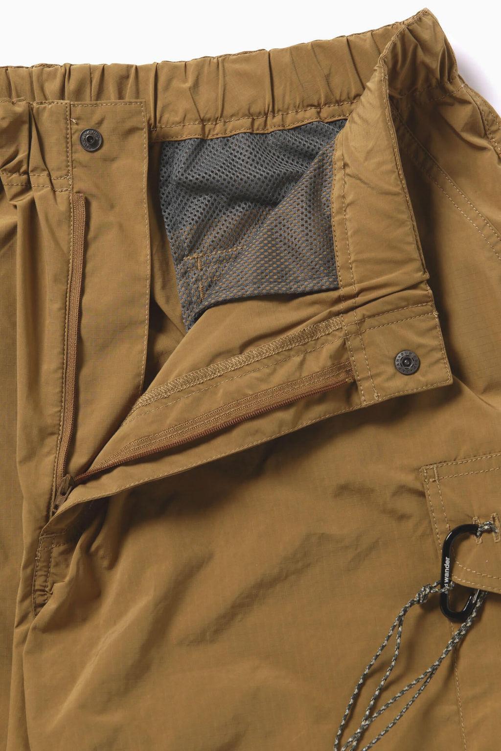 oversized cargo short pants (M)