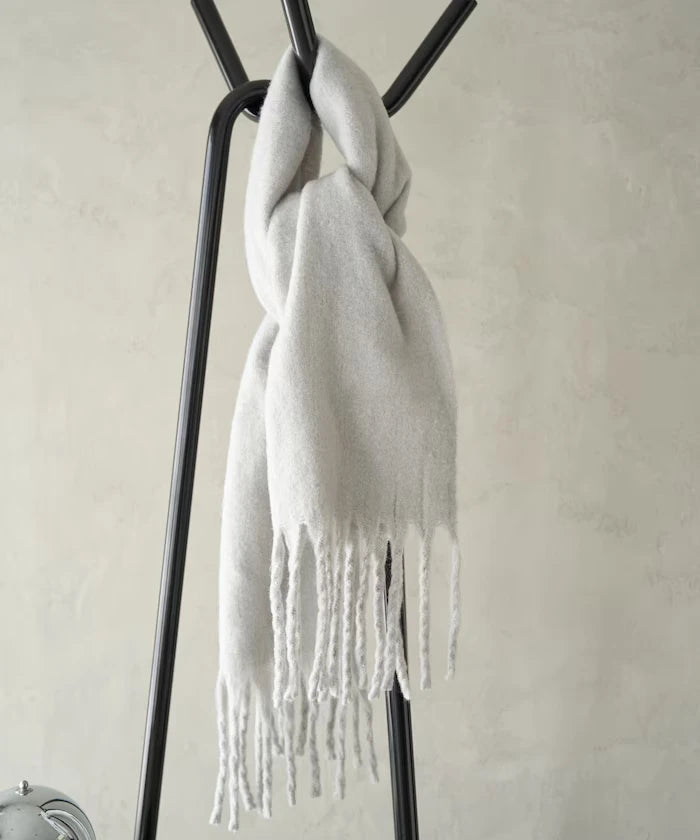 Volume Fringe Scarf