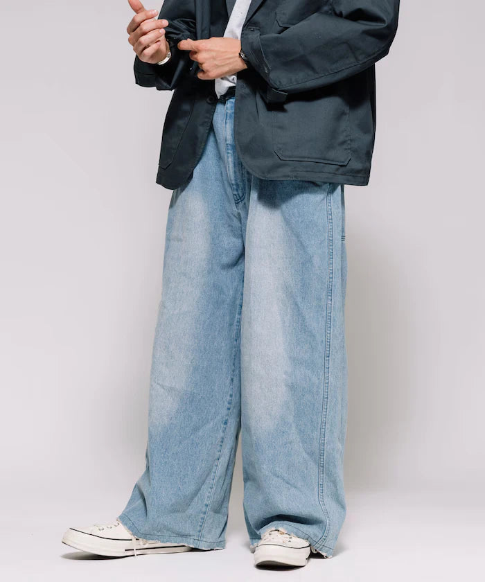 Wide Silhouette Straight Denim