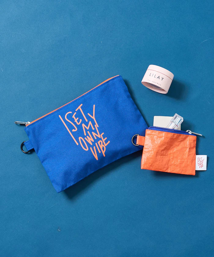 Message Logo Pouch Set