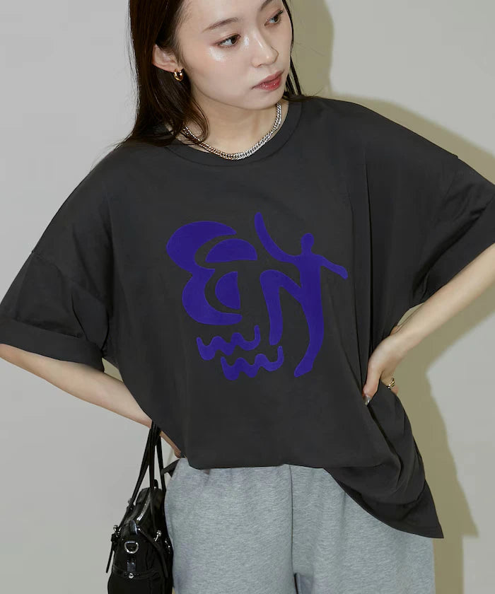 Flocky Nuance Art Big T-Shirt Limited Release