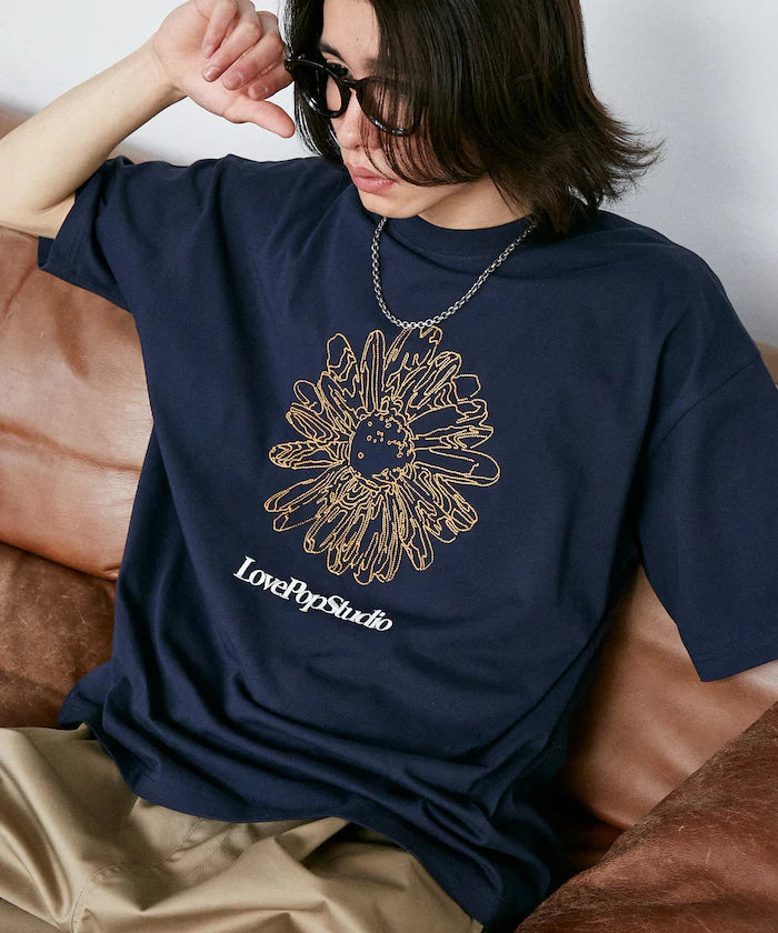 Love Pop Studio Flower Embroidery T-Shirt