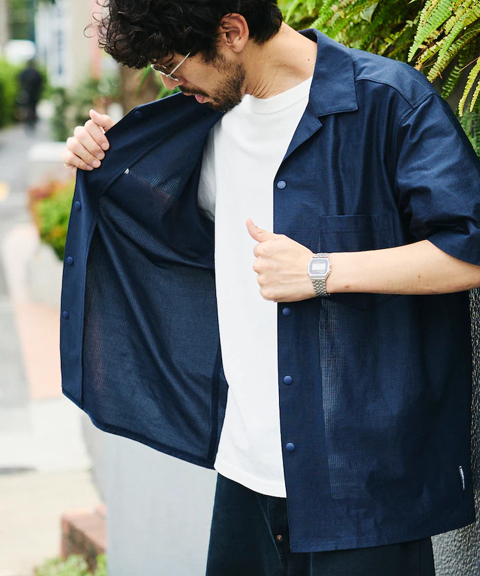 Open Collar Short Sleeve Shirt & Easy Shorts Travel Setup Fabric by SOLOTEX(R)