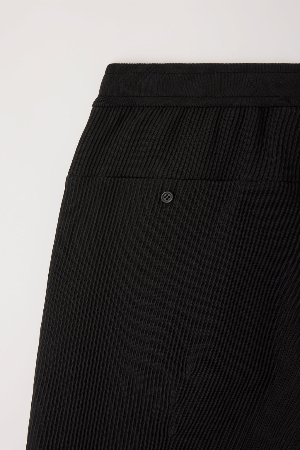 SOFT HYPHA TAPERED PANTS