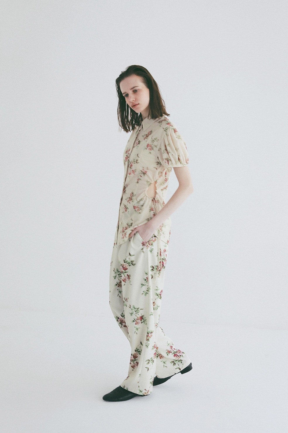 FLOWER SIDE HOLE SHIRTS