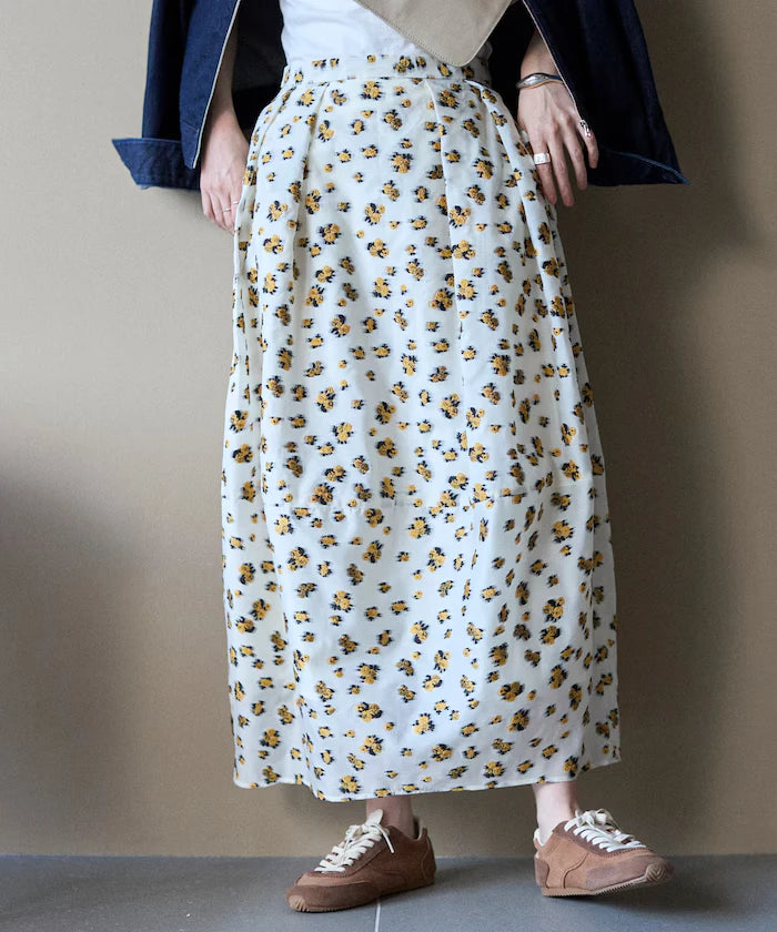 Flower Sheer Jacquard Cocoon Skirt
