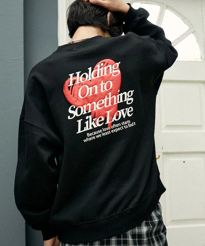 LOVE POP STUDIO HEART LOGO GRAPHIC SWEAT【Limited Edition】