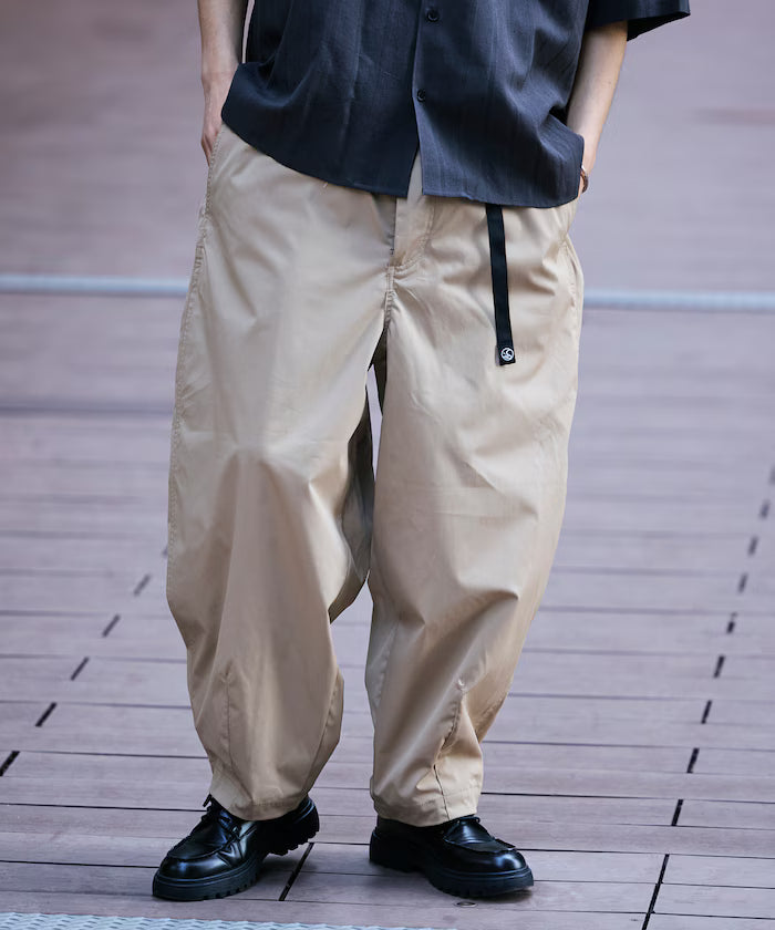 Easy Care Fabric Wide Silhouette Climbing Pants / Quick-Drying / UV Cut 【Limited Edition】