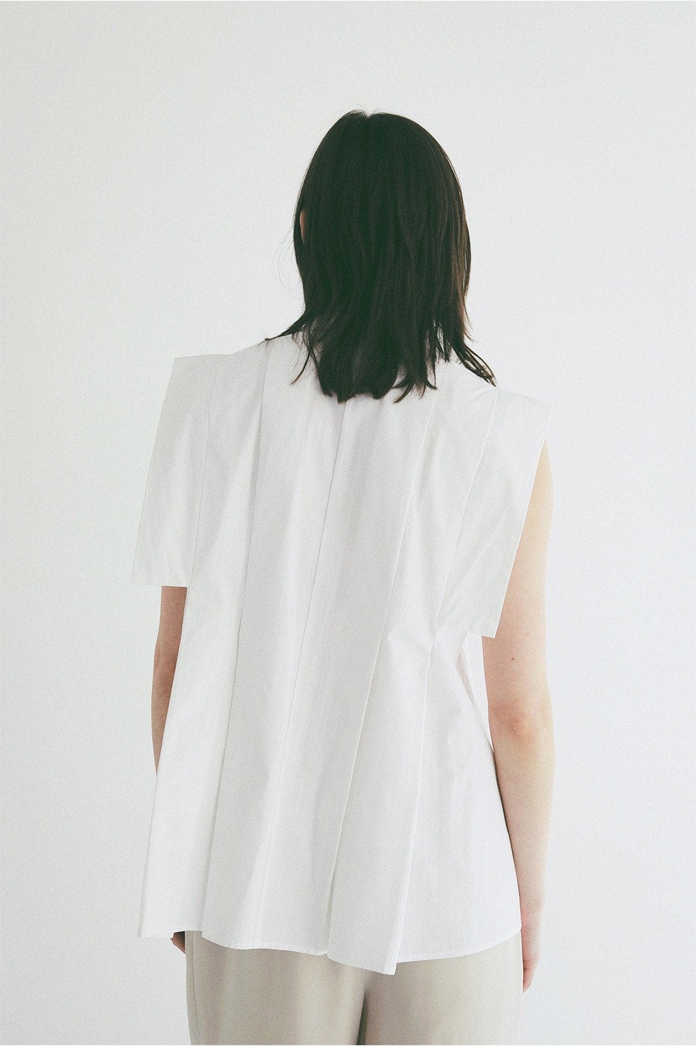 PANELL PLEAT SQUARE SLEEVE SHIRTS