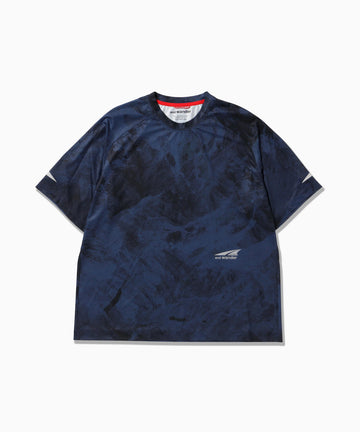 Altra × and wander  graphic SS T