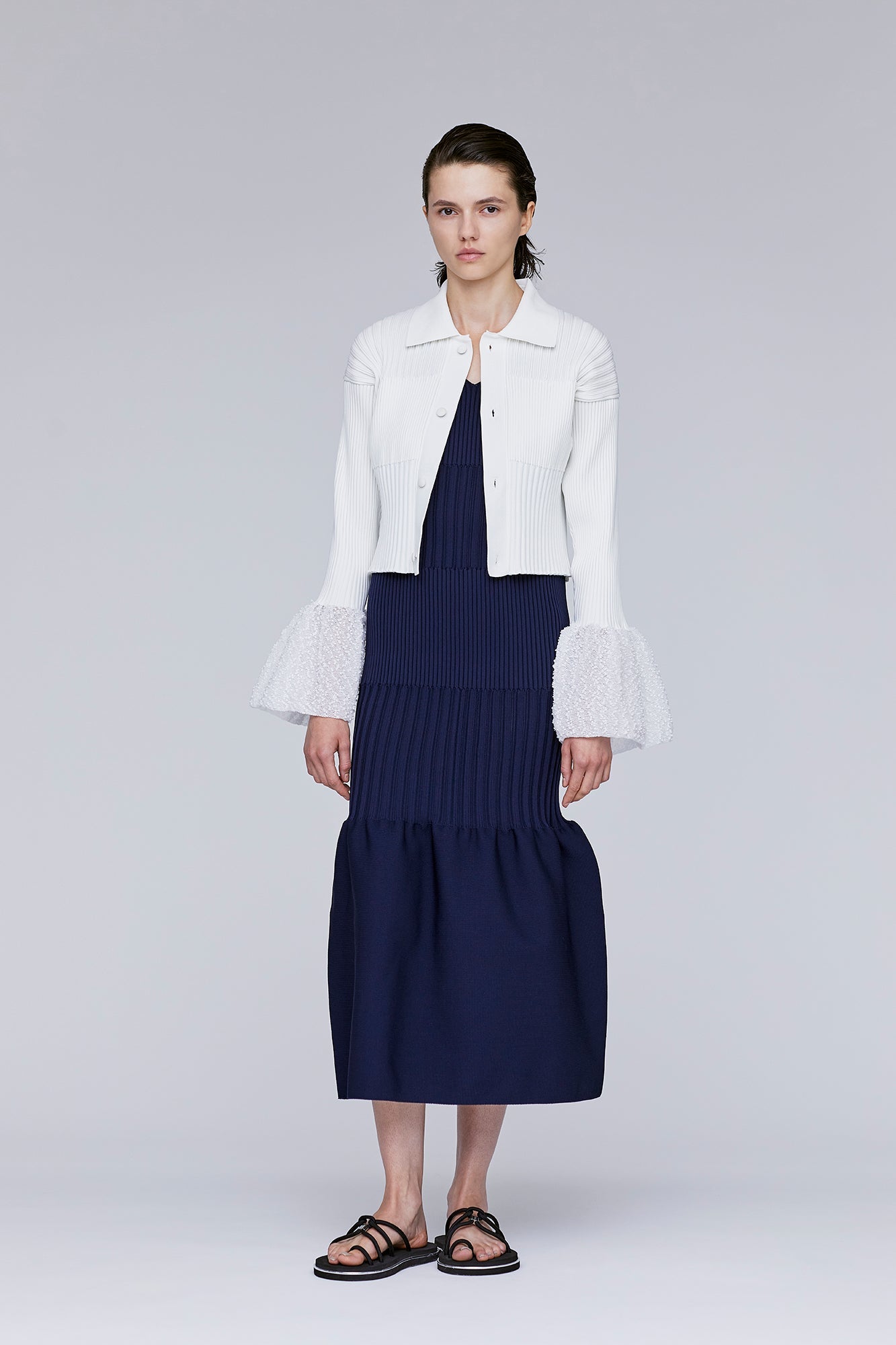 FLUTED ORNAMENT CROPPED SHIRT CARDIGAN